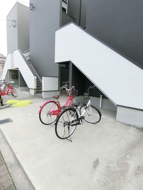 地下鉄四つ橋線 住之江公園駅 徒歩7分 2階建 築11年の外観写真