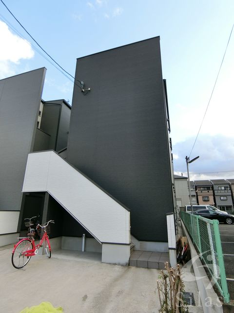 地下鉄四つ橋線 住之江公園駅 徒歩7分 築11年
