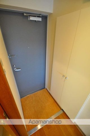 大阪モノレール彩都線 豊川駅 徒歩12分 5階建 築25年の玄関写真