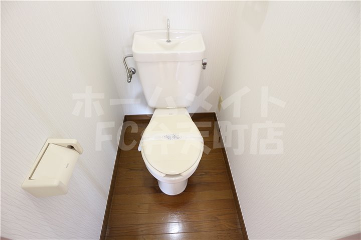 トイレ　落ち着いたトイレです