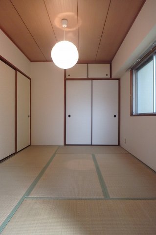 居室・リビング　別のお部屋のお写真です