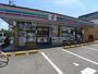 コンビニ　セブンイレブン足立六木店（コンビニ）まで200m