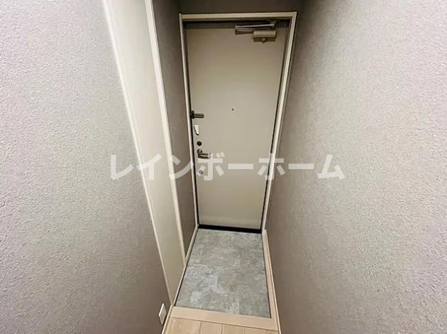 玄関　収納もある玄関です