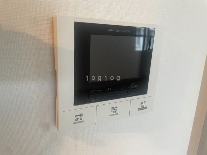 セキュリティ　モニター付きインターホンで来客確認も安心です！