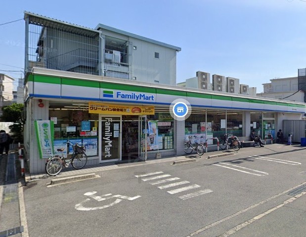 コンビニ　ファミリーマート　摂津正雀駅前（コンビニ）まで565m