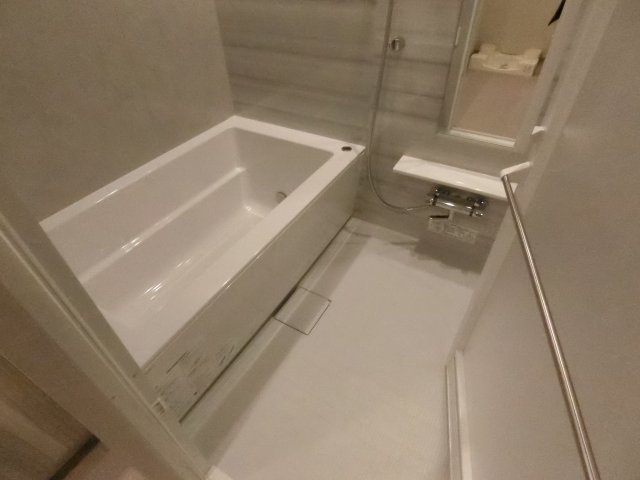 バス・シャワールーム　他のお部屋の参考写真となります。