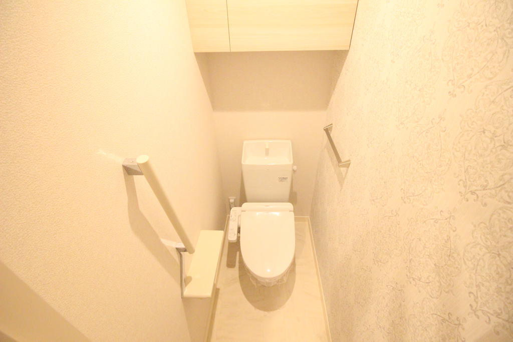 トイレ　温水洗浄便座♪