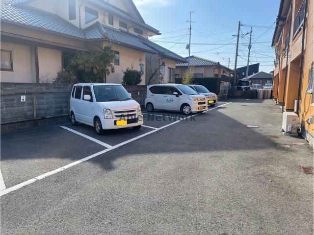 【大空ハイツの建物外観】