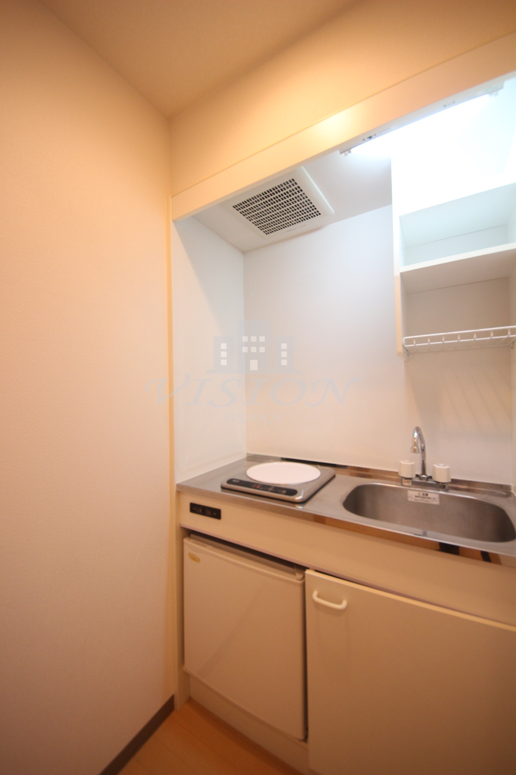 キッチン　室内写真は別室のものです