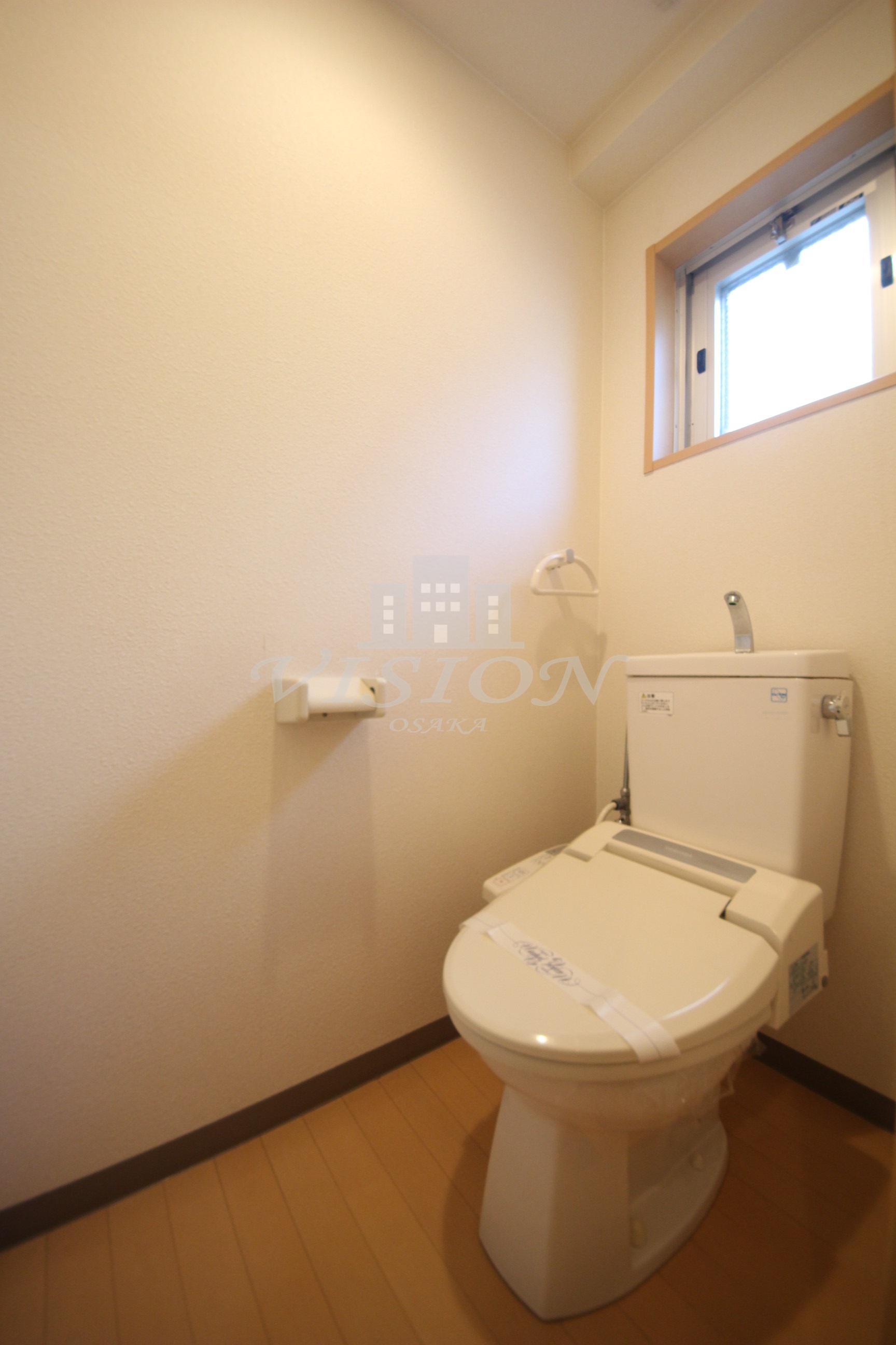 トイレ　室内写真は別室のものです