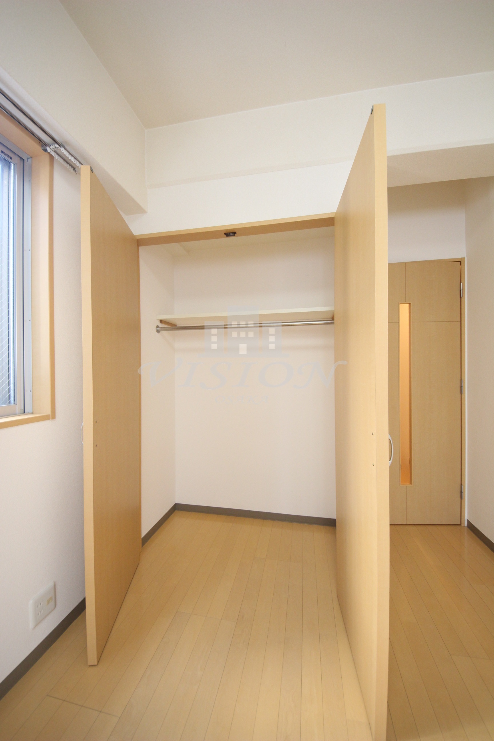 収納　室内写真は別室のものです