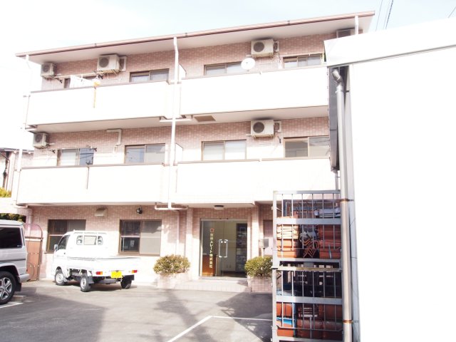 川崎市多摩区枡形のマンションの建物外観