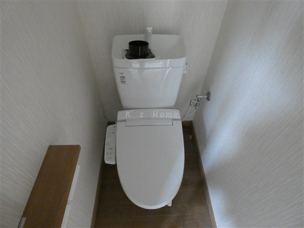 【神戸市中央区割塚通のマンションのトイレ】