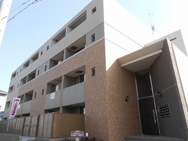 横浜市鶴見区矢向のマンションの建物外観