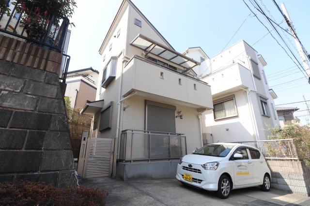 東山田住宅の建物外観