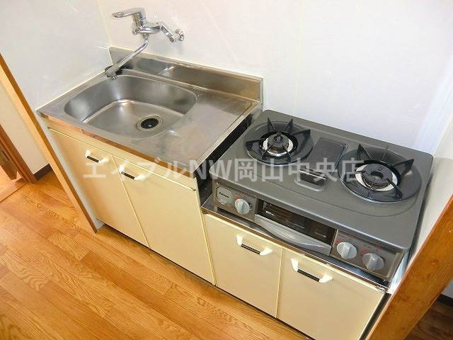 キッチン　２口コンロ
