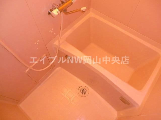 バス・シャワールーム　バスルーム