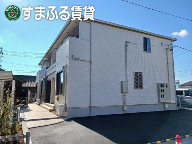 【ハピネス　Ｓｕｇｉｕｒａの建物外観】