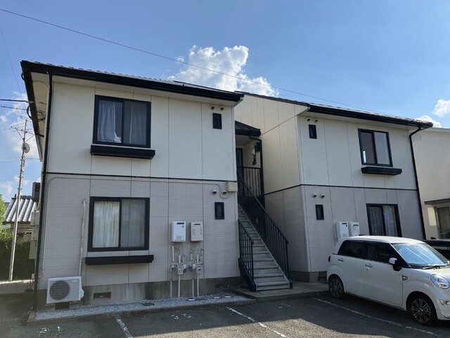 建物外観　Ｅ棟外観