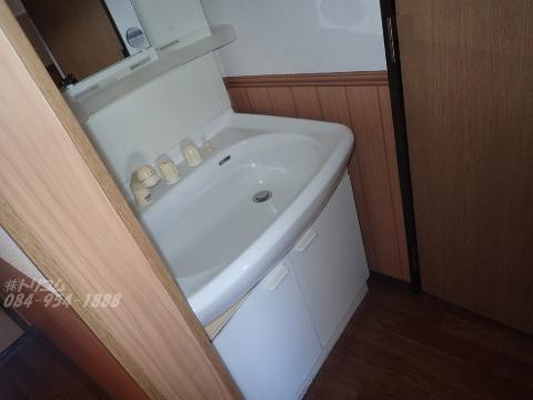 洗面設備　洗髪洗面化粧台