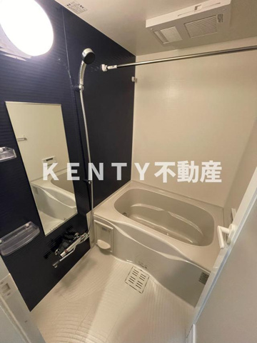 バス・シャワールーム　ゆったり過ごせるお風呂です