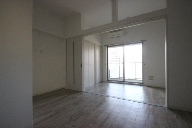 居室・リビング　別号室の写真です