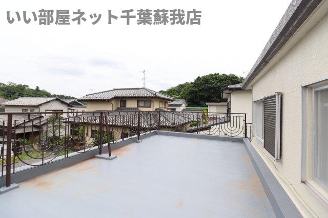 バルコニー　広々としたルーフバルコニー！