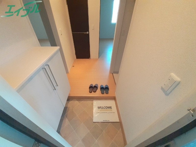 玄関　同型反転参考写真