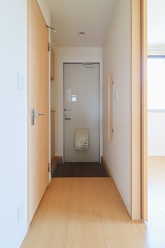 玄関　図面と現状に相違がある場合には現状を優先