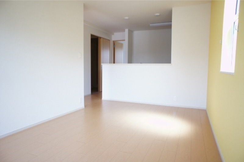 居室・リビング　図面と現状に相違がある場合には現状を優先