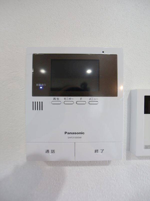 セキュリティ　TVモニター付インターホン