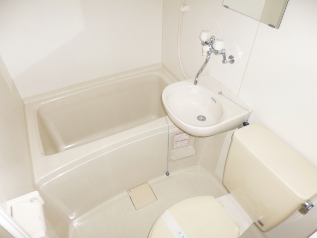 バス・シャワールーム　ユニットバス綺麗です！