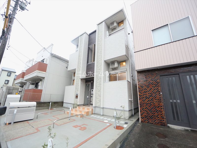 建物外観　外観　オートロック　デザイナーズ　光インターネット無料