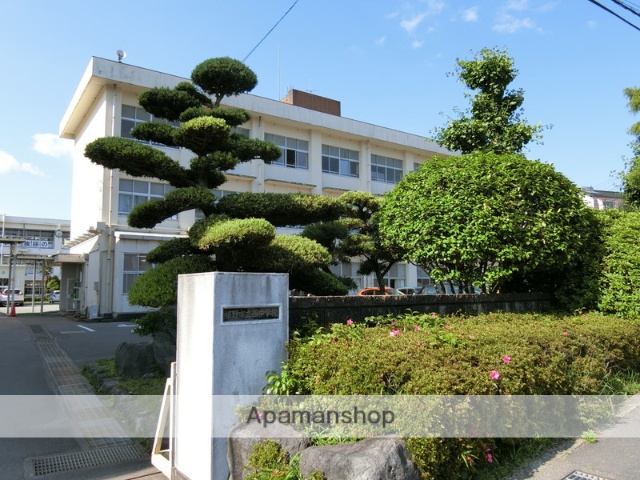 中学校　西中学校（中学校）まで395m