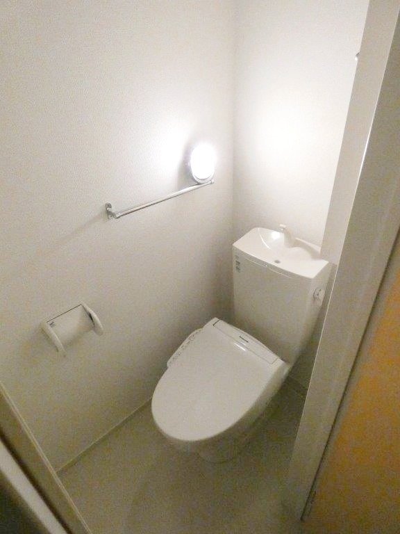 トイレ　図面と現状に相違がある場合には現状を優先