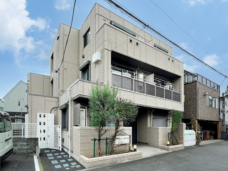 ロイヤルパレス東四ツ木の外観写真