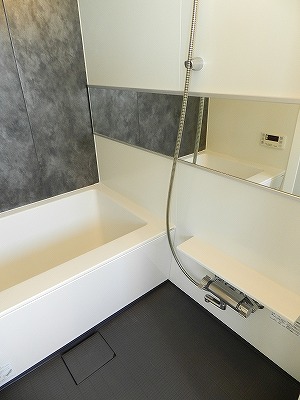 バス・シャワールーム　※同建物別部屋