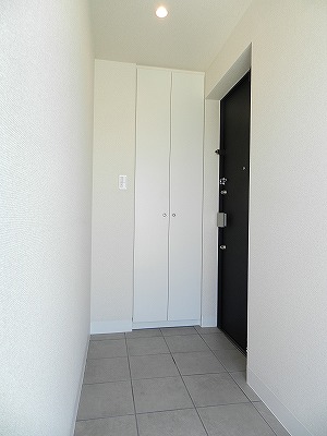玄関　※同建物別部屋