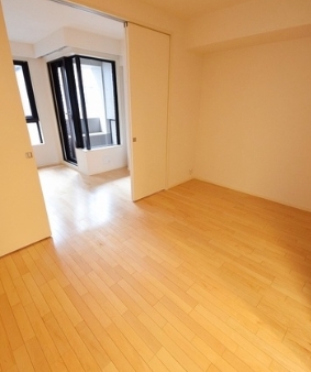 居室・リビング　☆明るい居室☆