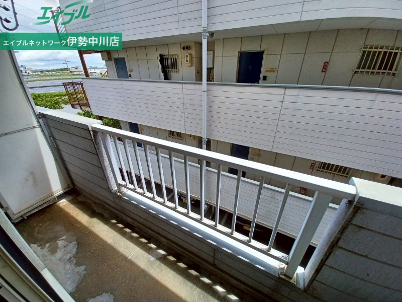 バルコニー　別部屋参考写真です。
