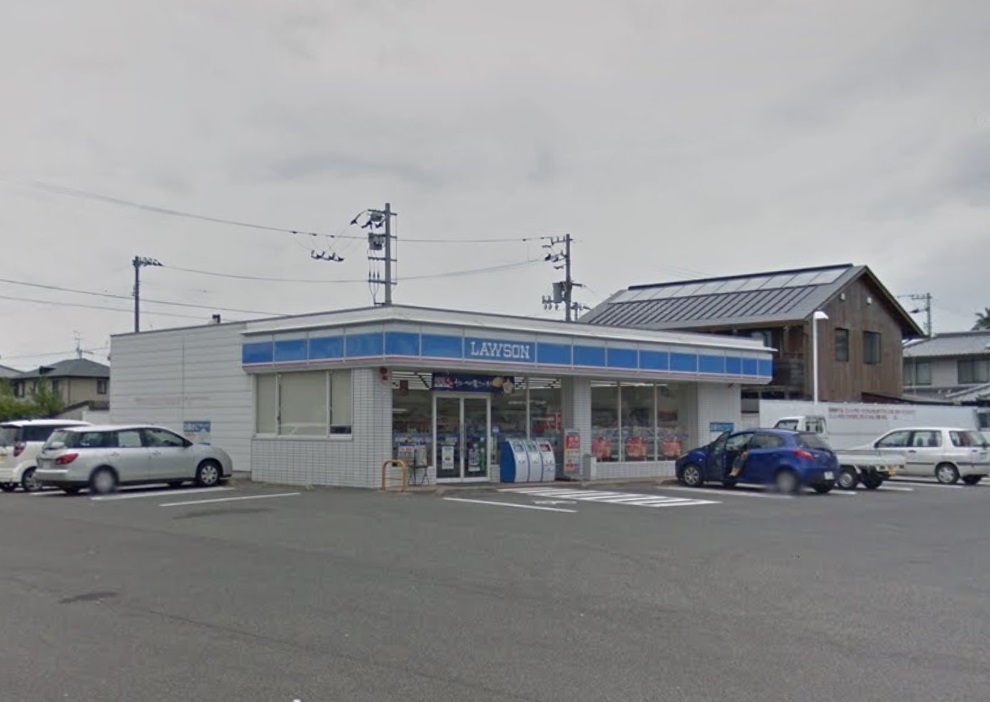 コンビニ　ローソン 仁尾町（コンビニ）まで761m