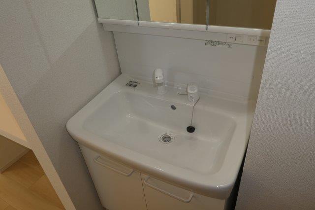 洗面設備　シャンプードレッサー