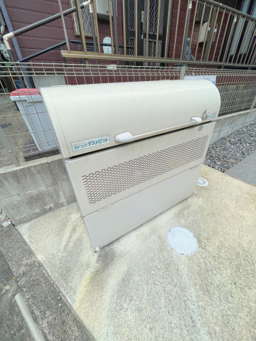 コンビニ　セブンイレブン広島東青崎町店（コンビニ）まで573m