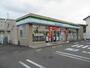 コンビニ　ファミリーマート（コンビニ）まで750m