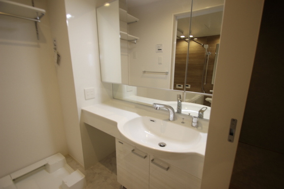 洗面設備　※別部屋の写真です