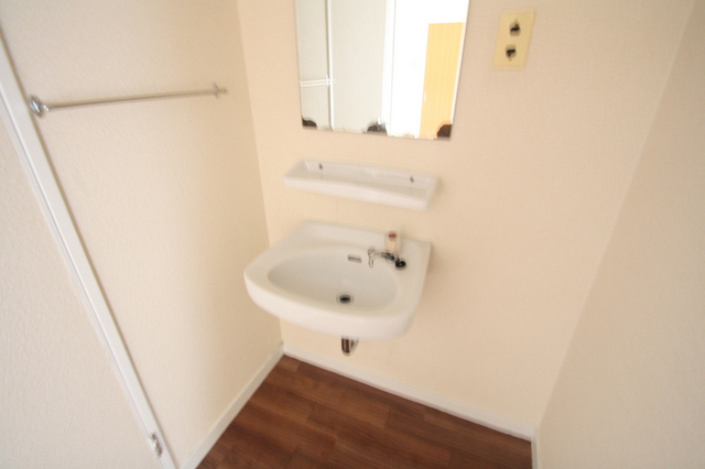 洗面設備　※別室の参考写真の為、現況優先です。