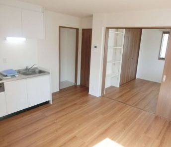 居室・リビング　居間です