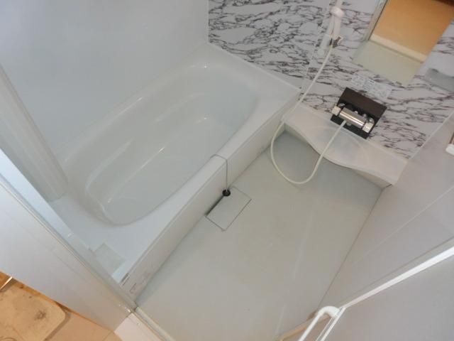 バス・シャワールーム　※別号室参考写真です