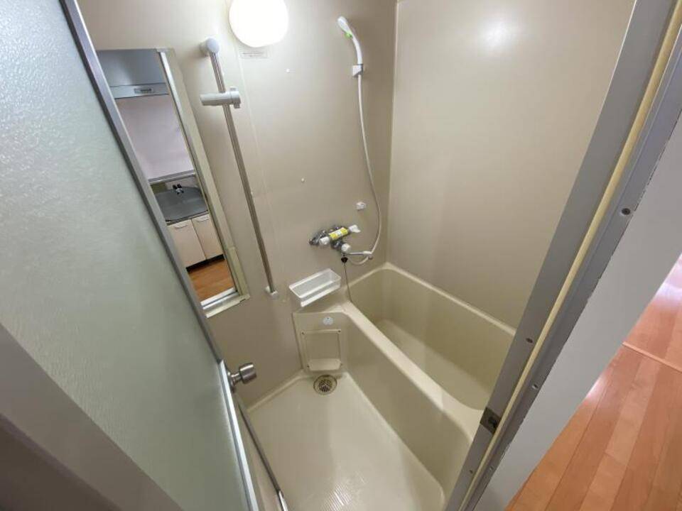 バス・シャワールーム　浴室
