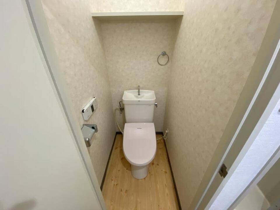 トイレ　トイレ